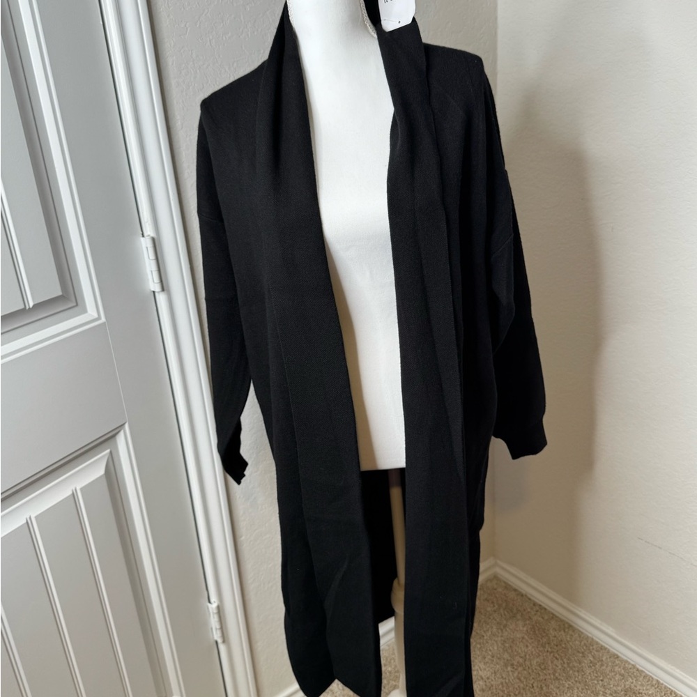 Forever 21 Black Open Front Cardigan
